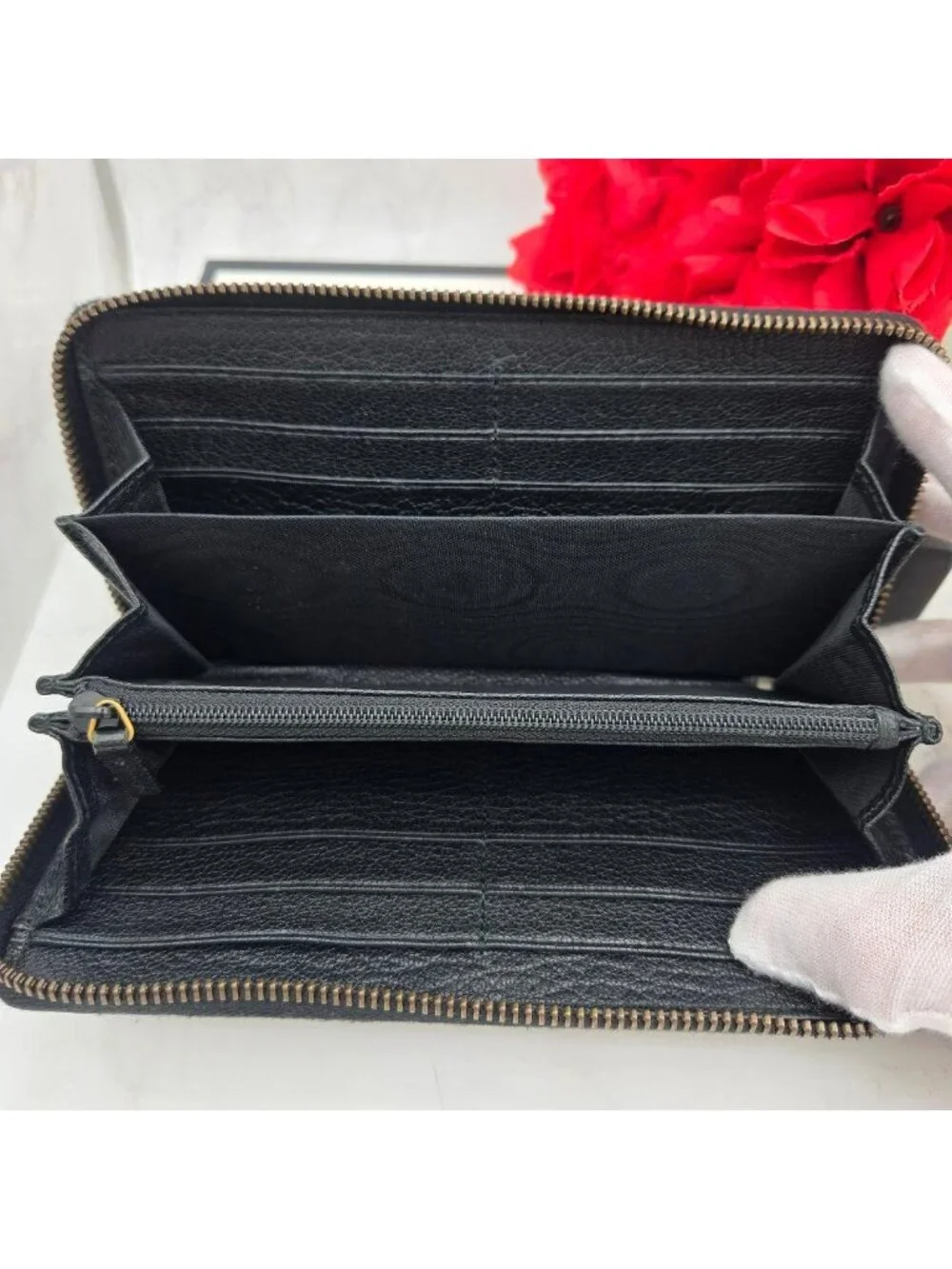 Gucci Wallet Animalier Taiga Studs - Picture 13 of 15